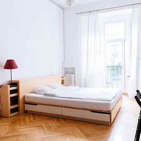 Comfortable & Spacious Lodz City Center Apartment المظهر الخارجي الصورة